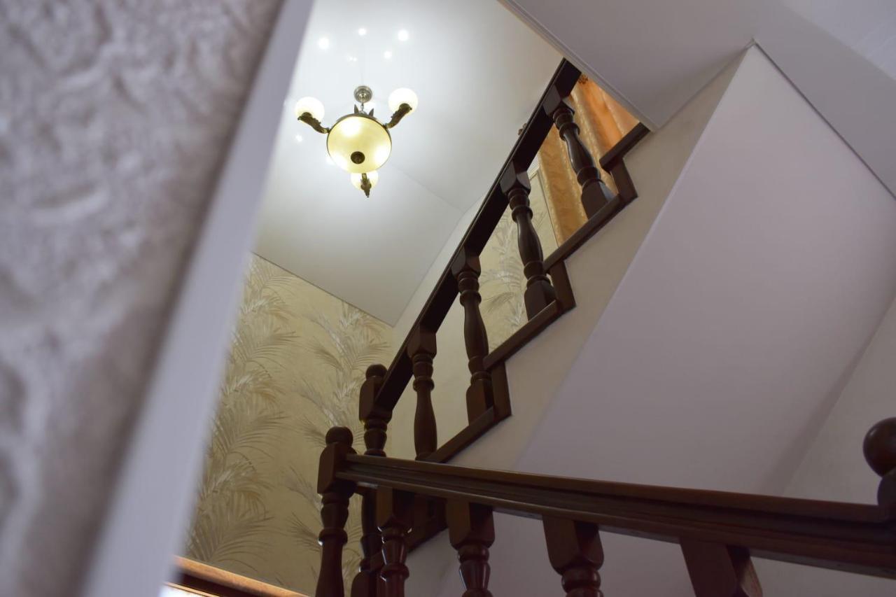 Ferienwohnung Casa Brancusiana Târgu Jiu Exterior foto